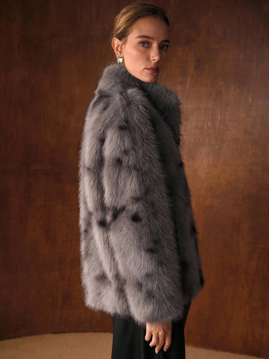 Faux Fur Woman Coat – Elegant Grey Edition