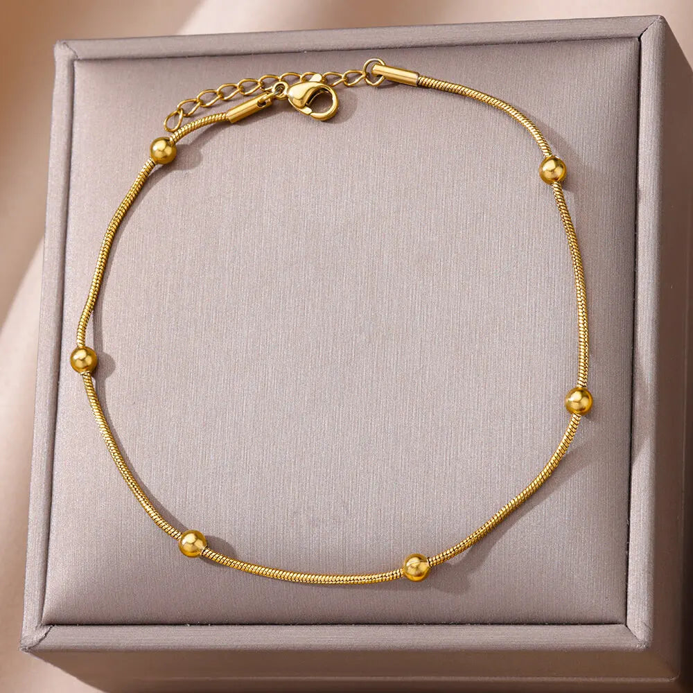 Damen Fußkettchen mit goldenen Kugeln