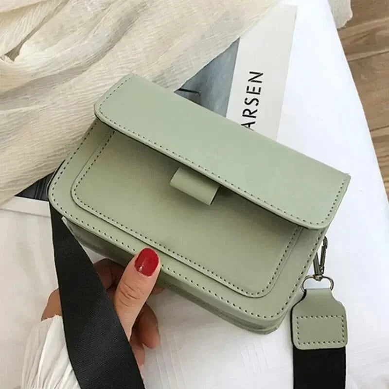 Elegante Umhängetasche für Damen – Vielseitiges Design mit kleiner Klappe
