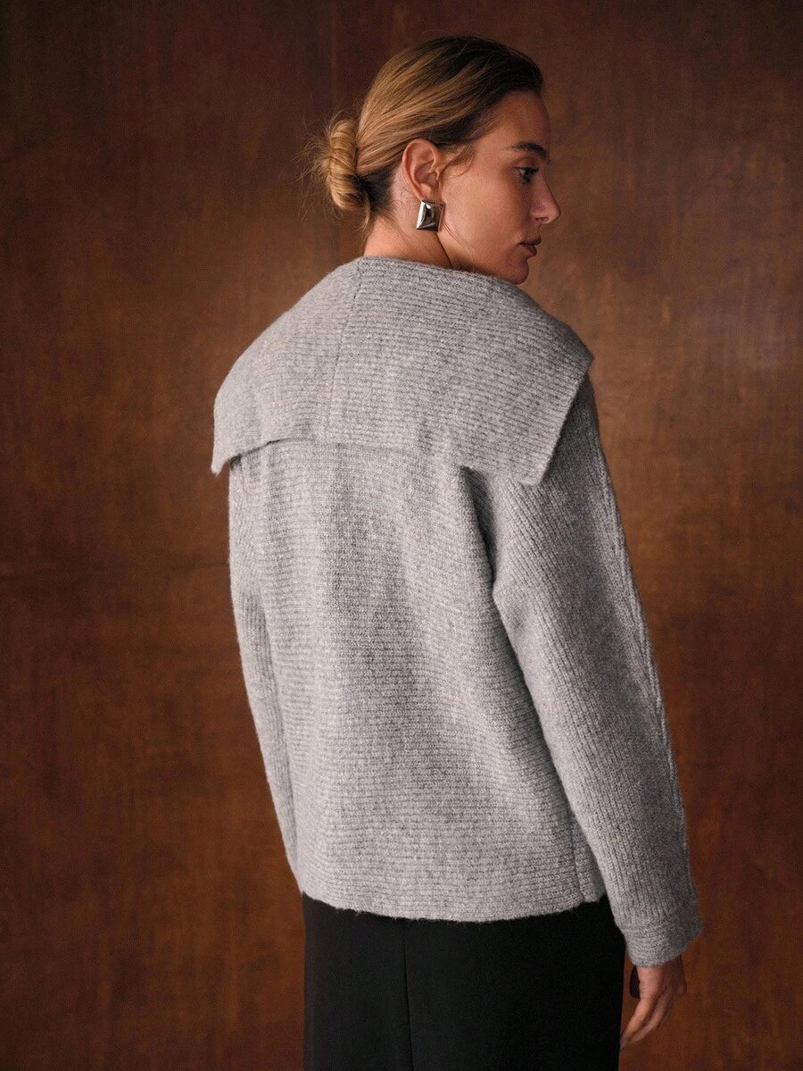 Premium Long-Neck Button-Down Cardigan – Soft Knit Gray Edition