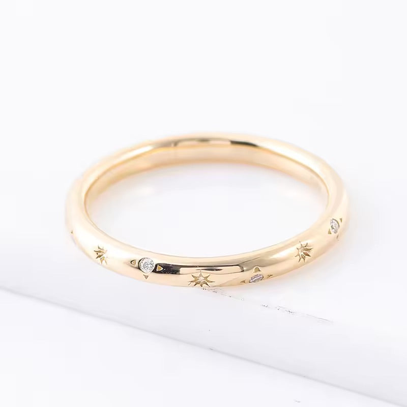 Ivictress Moissanite Luxury Band Ring – Exclusive Sparkle