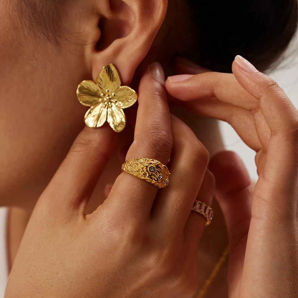 Boucles d'oreilles fleurs vintage