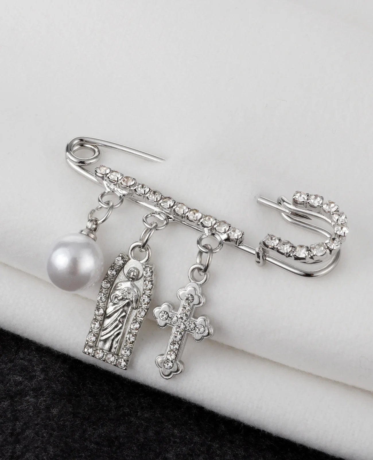 Faux Pearl Cross Brooch – alternate view 3