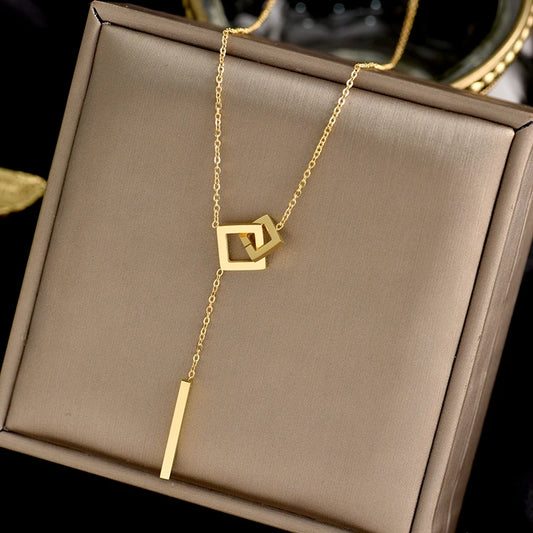Elegante Halskette aus Titanstahl für Damen