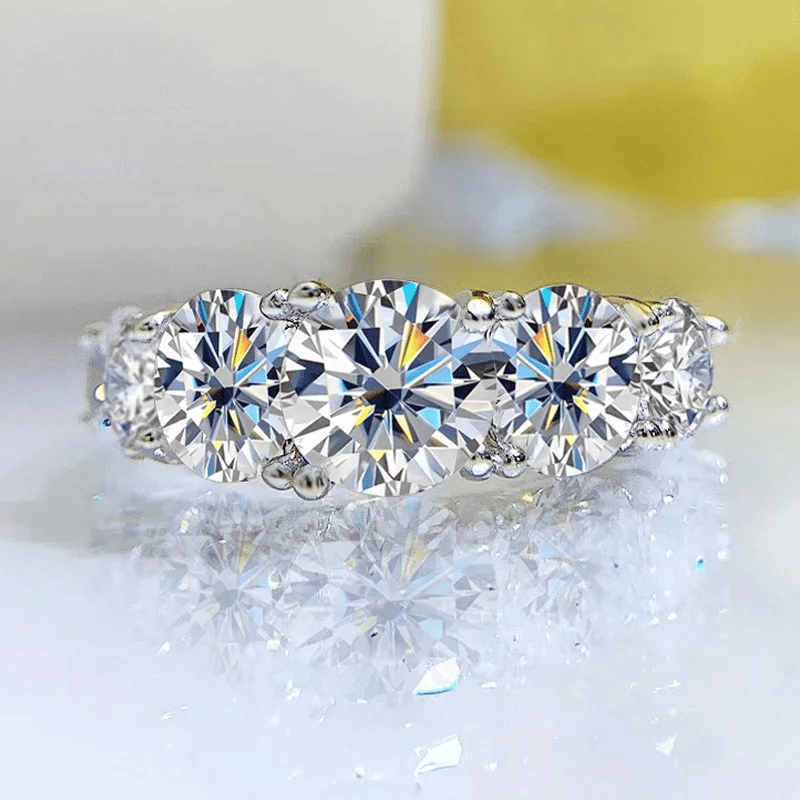 Ivictress Moissanite Luxusring – Funkelnde Eleganz