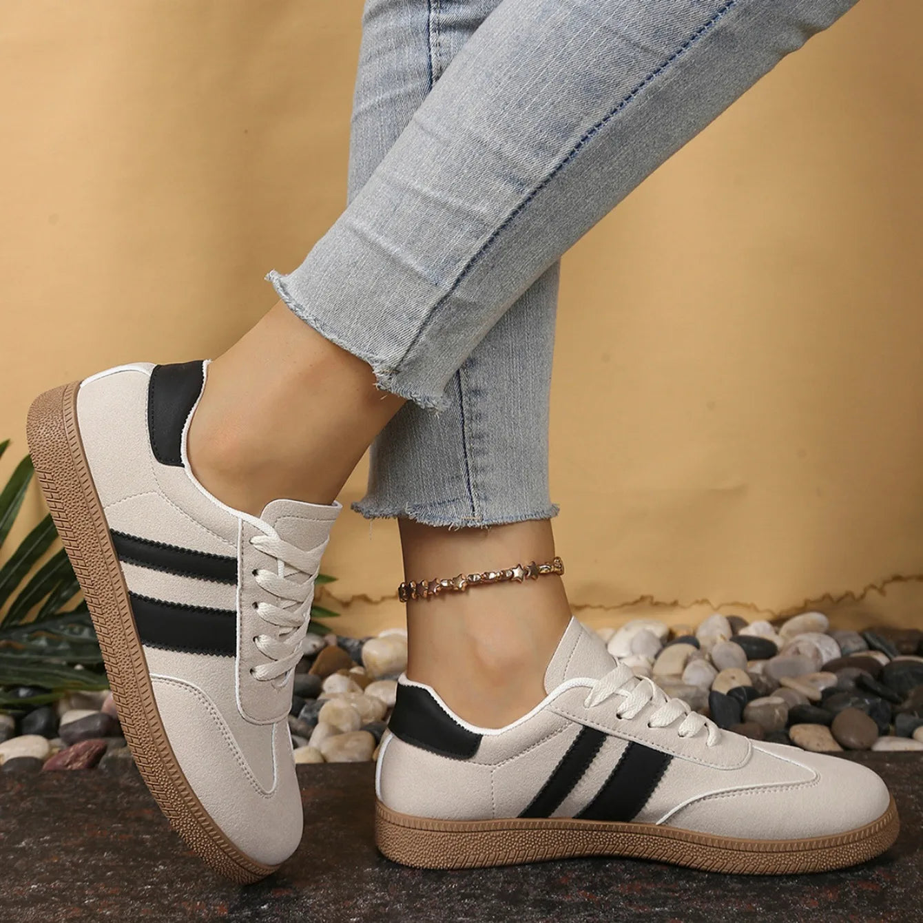 Women's Lightweight Casual Walking Sneakers