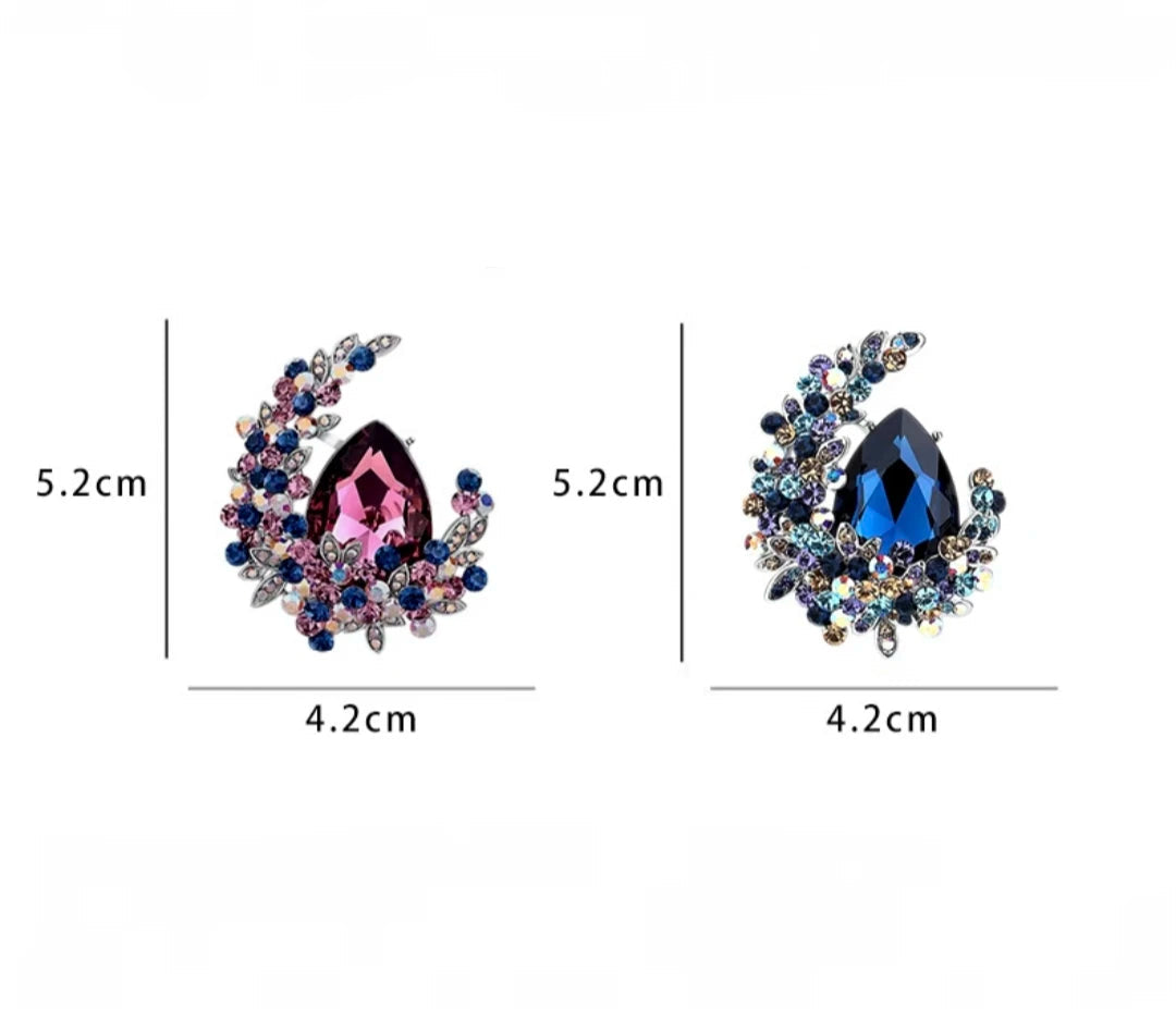 Crystal Moon Brooch – alternate view 4
