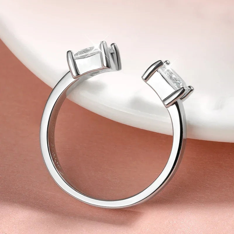 Ivictress Moissanite Luxury Ring - A Shimmering Jewel of Elegance