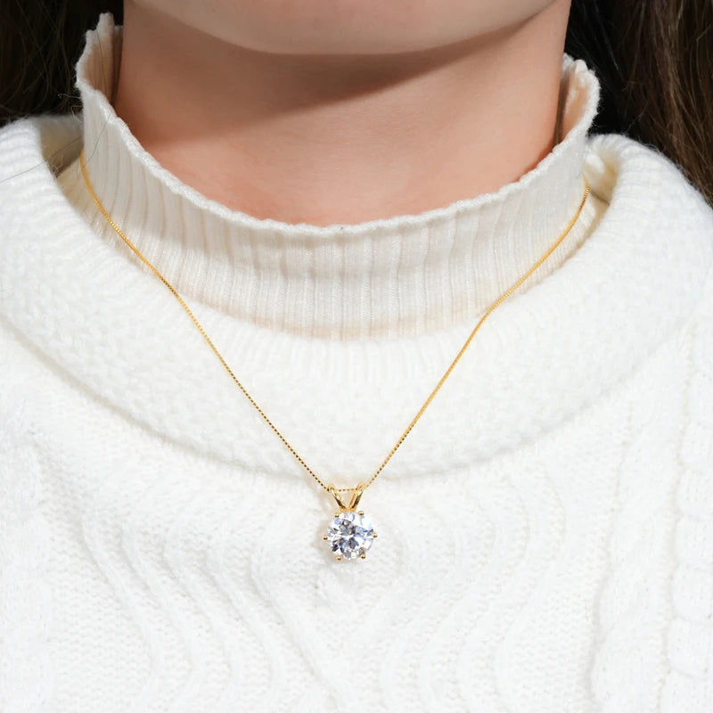 Luminous Moissanite Pendant Necklace - Affordable Luxury