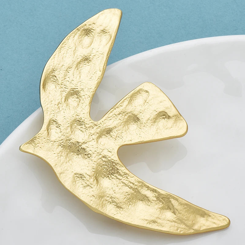 Vintage Statement Brooch – alternate view 2