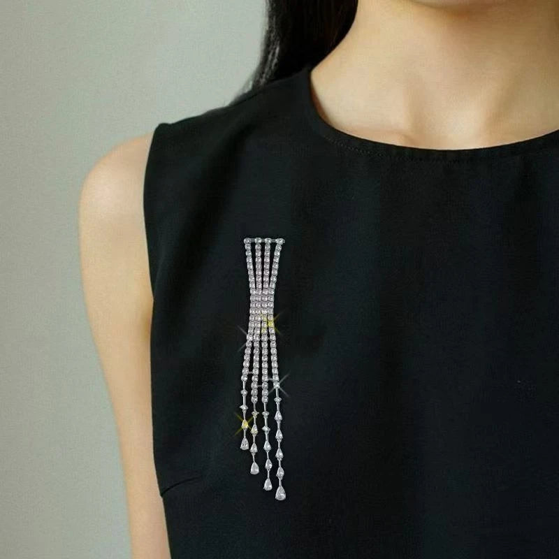 Tassel Statement Brooch – alternate view 3