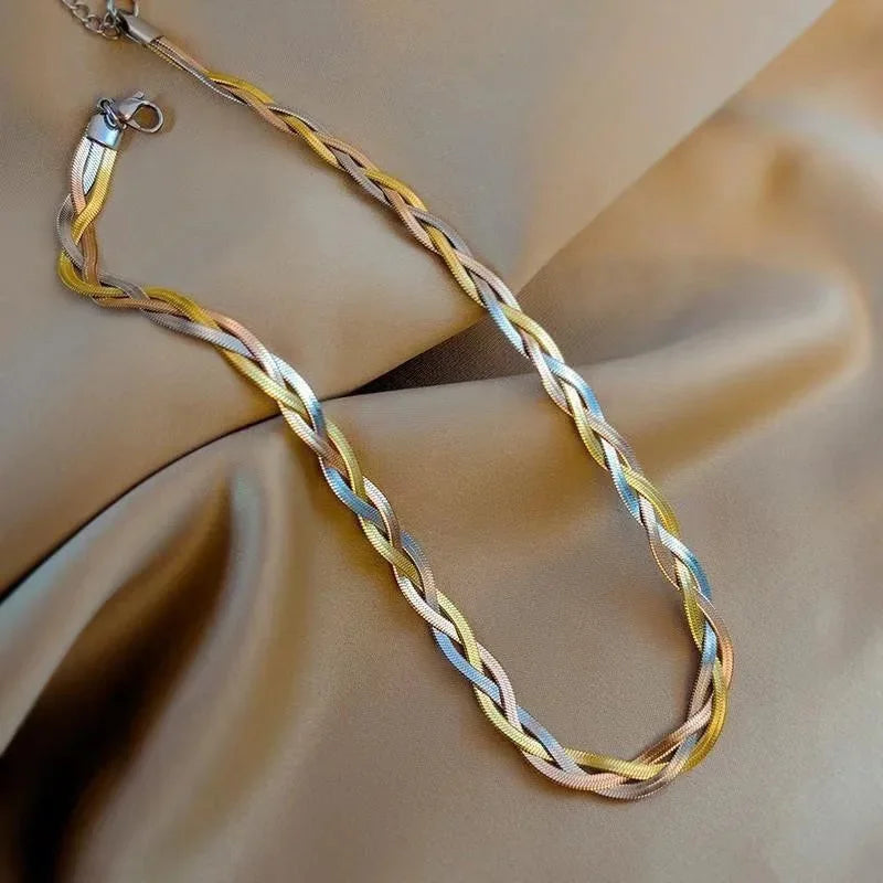Elegantes Armband-Halsketten-Set aus Titanstahl