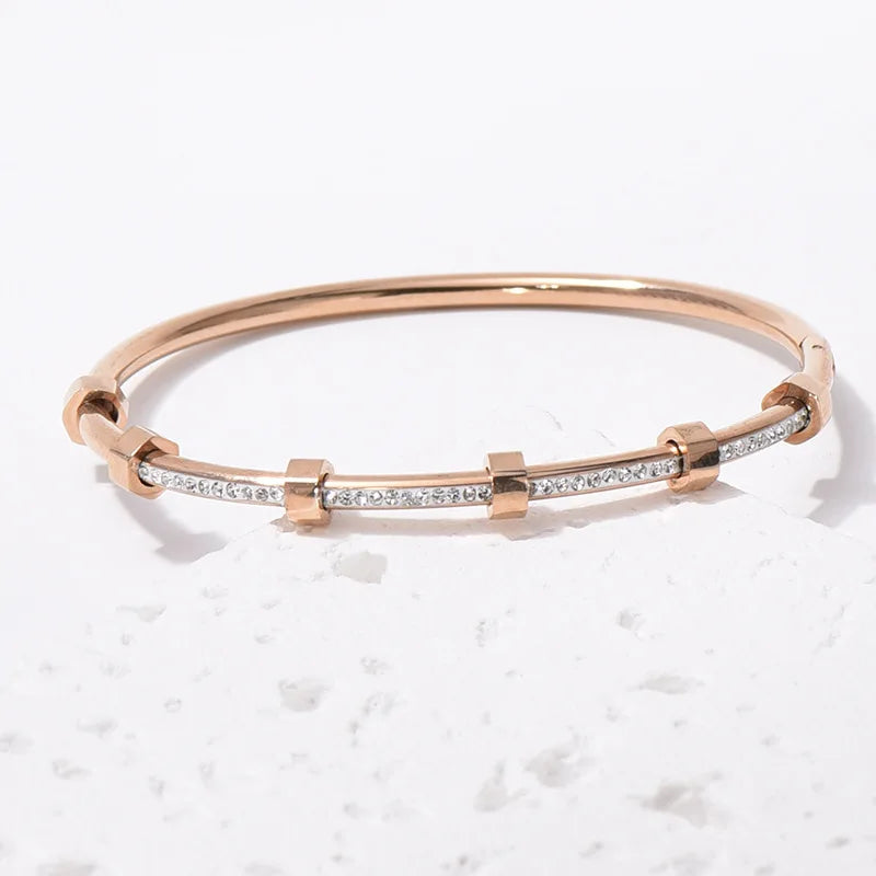 Bracelets élégants en oxyde de zirconium pour femmes, en or et en argent