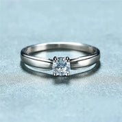Elegant Cubic Zirconia Engagement Ring for Women
