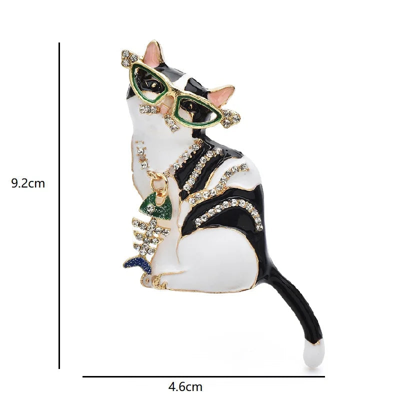 Cat Brooch – alternate view 2