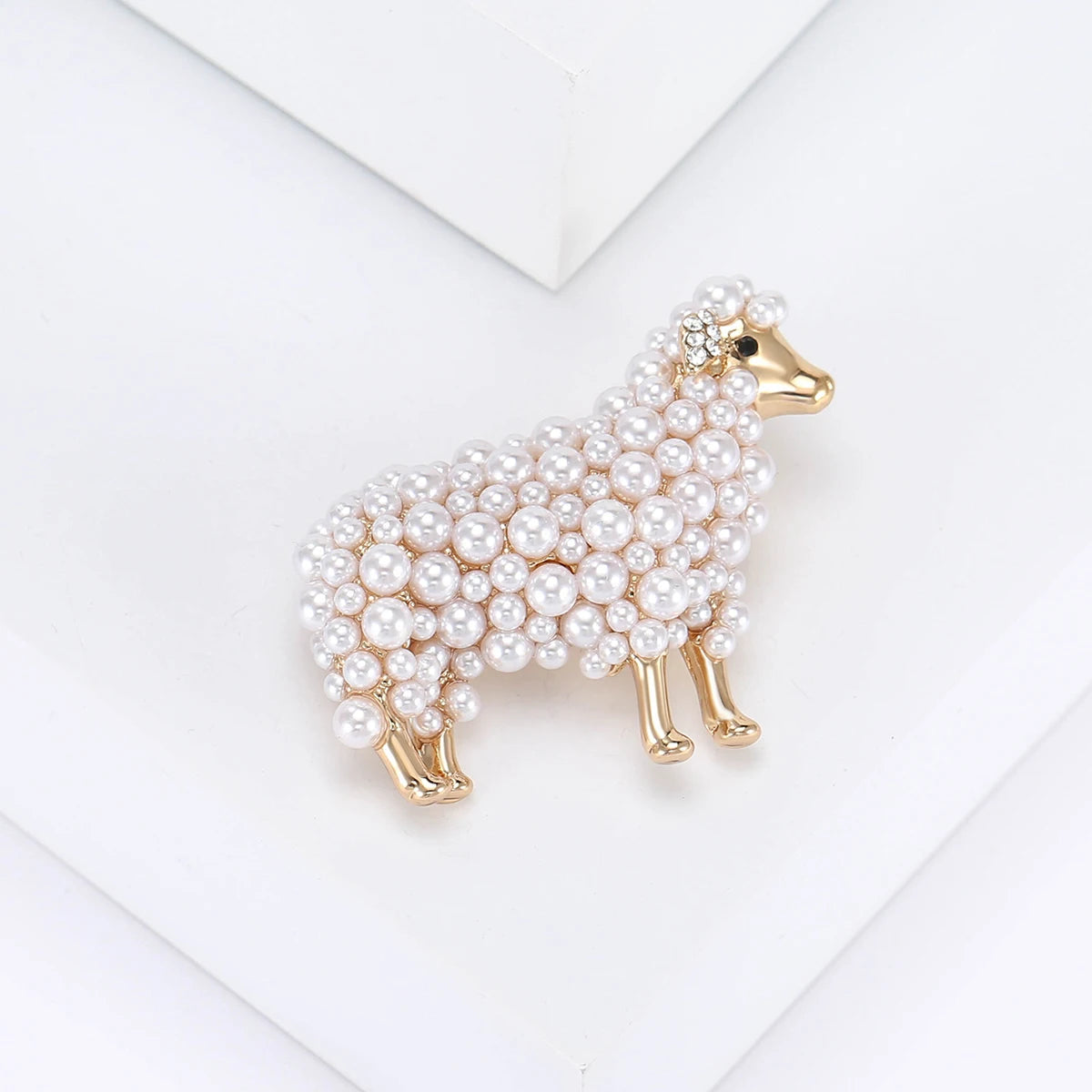 Faux Pearl Sheep Brooch – alternate view 3