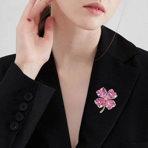 Clover Brooch – alternate view 2