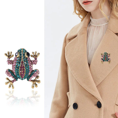 Crystal Frog Brooch – alternate view 3