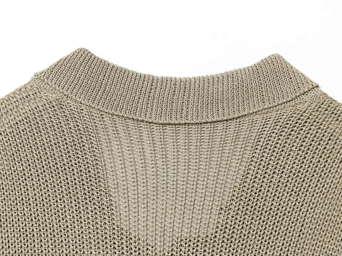 Chic Horn Button Knitted Cardigan for Women