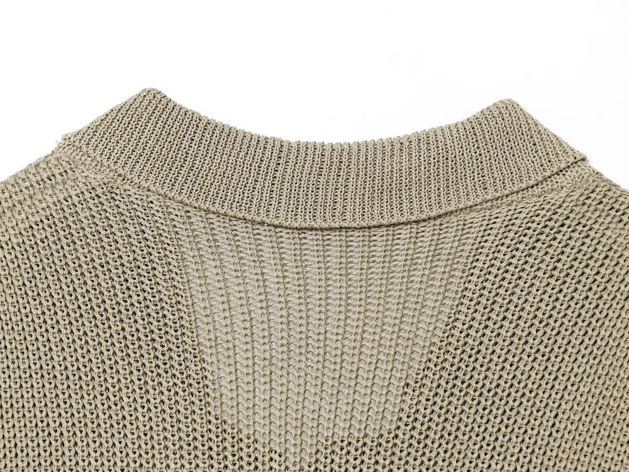 Chic Horn Button Knitted Cardigan for Women
