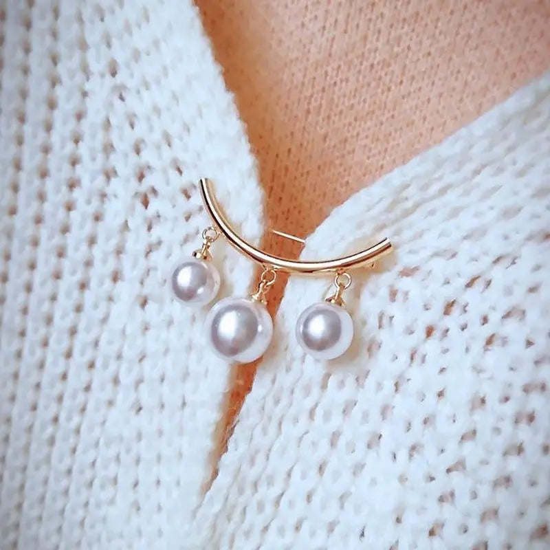Faux Pearl Statement Brooch – alternate view 2
