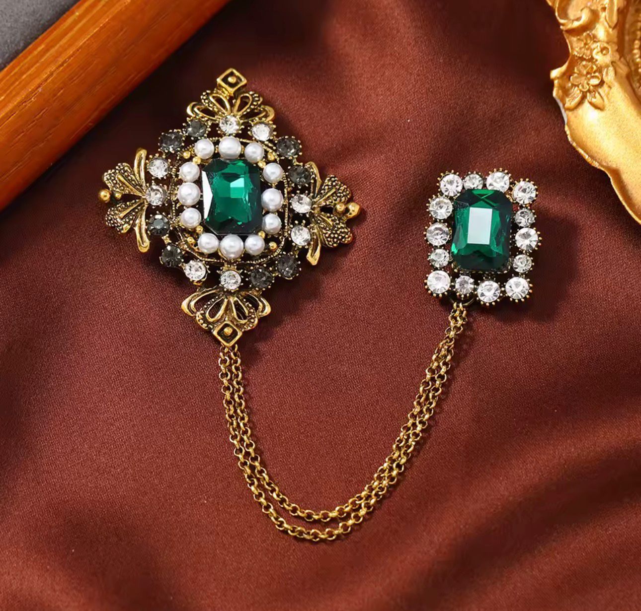 Vintage Statement Brooch