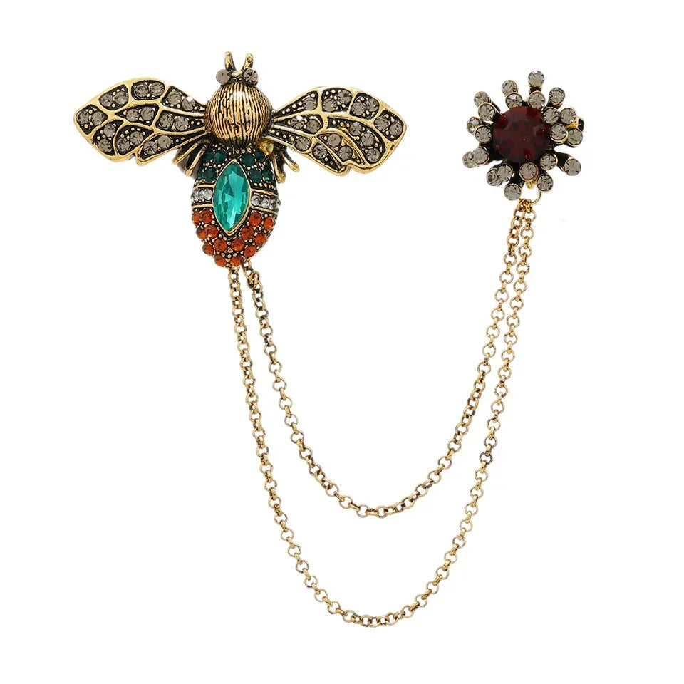 Vintage Statement Brooch – product view