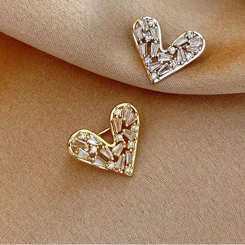 Crystal Heart Brooch – product view