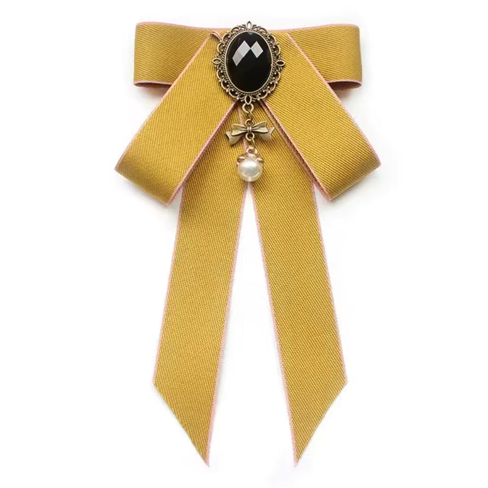 Imperial Bow Brooch – product view