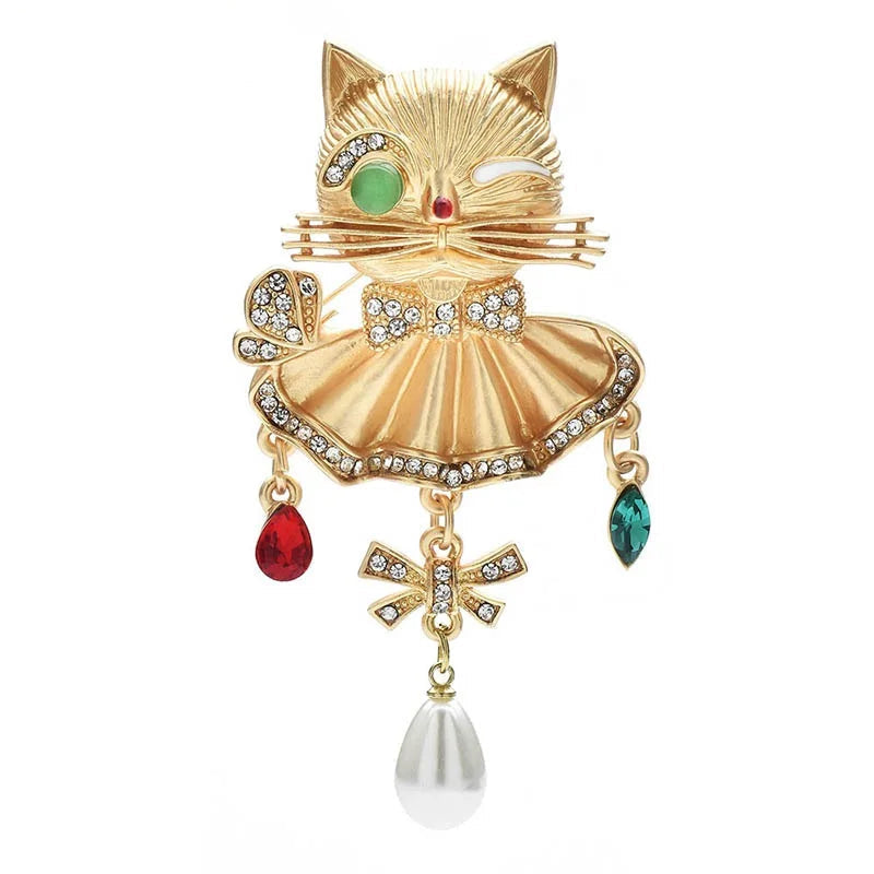 Vintage Crystal Cat Brooch – product view