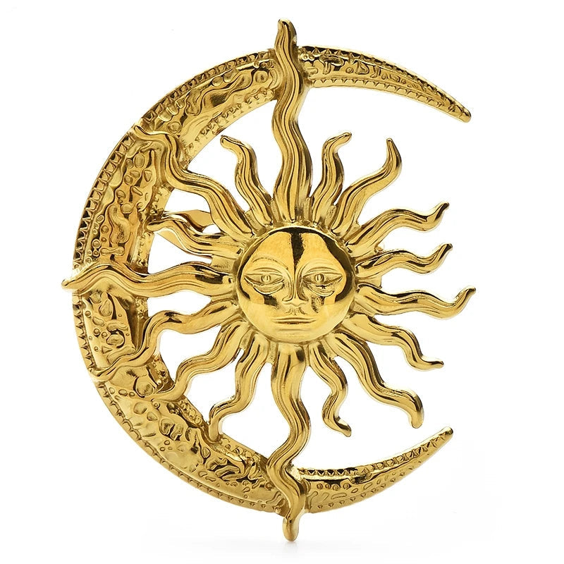 Sun & Moon Brooch – product view