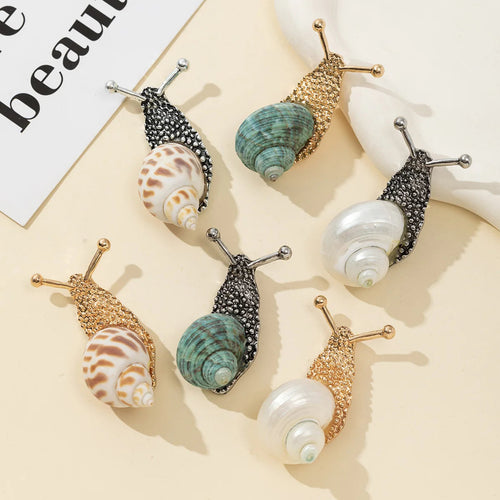 Crystal Shell Brooch – product view