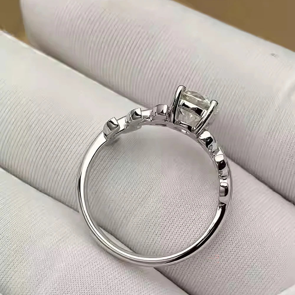 Exquisite 1CT Leaf Moissanite Engagement Ring in Sterling Silver