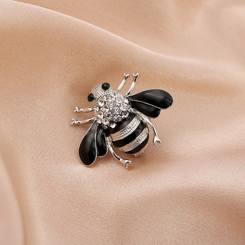 Luxury Vintage Crystal Bee Brooch – view 12