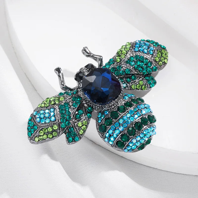 Luxury Vintage Crystal Bee Brooch – view 14